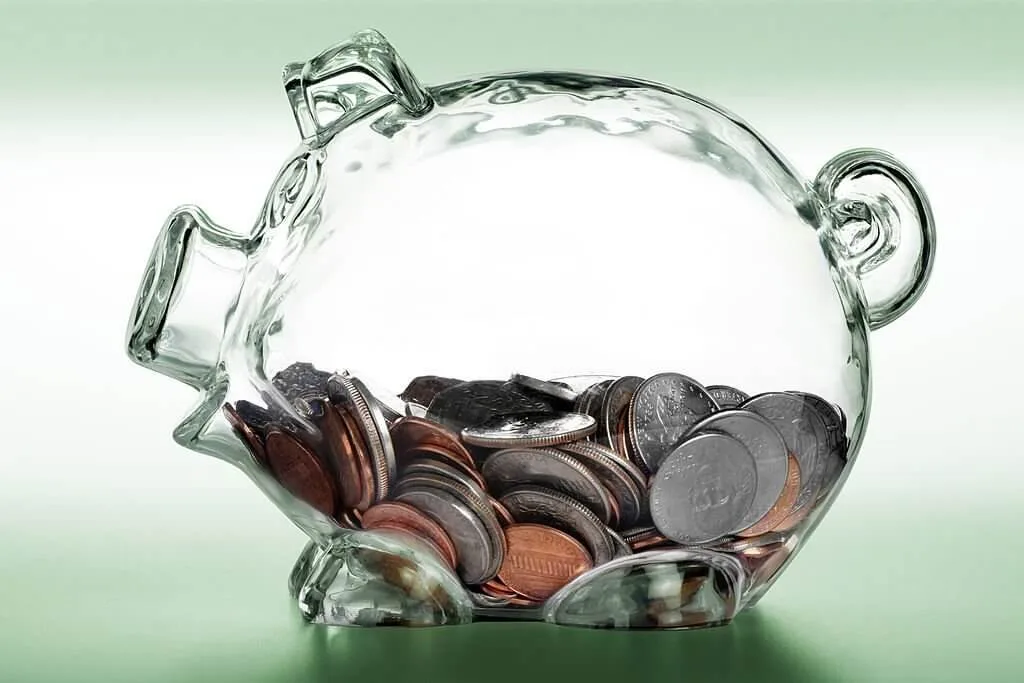 Techduce investment transparent piggy bank